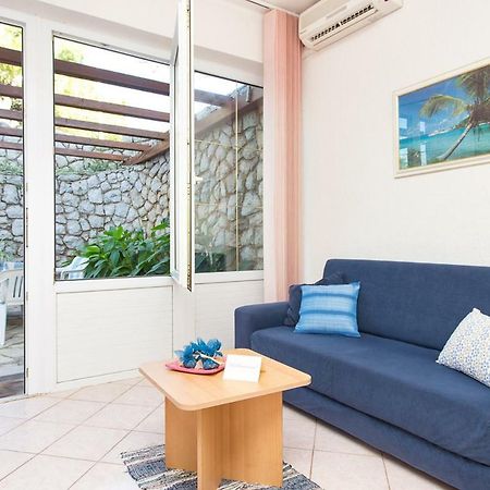 2-Bedroom Apartment 300M From Beach In Punat Exterior foto